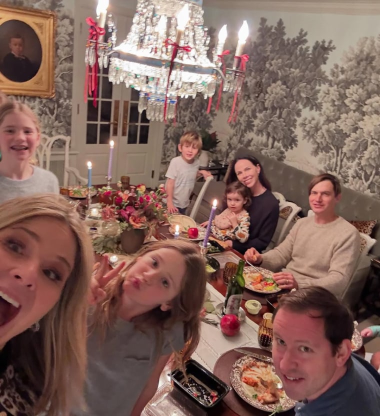 Jenna Shares New Family Photos On Thanksgiving(01)