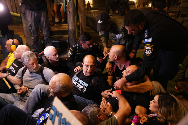 ISRAEL-PALESTINIAN-CONFLICT-PROTEST-HOSTAGES