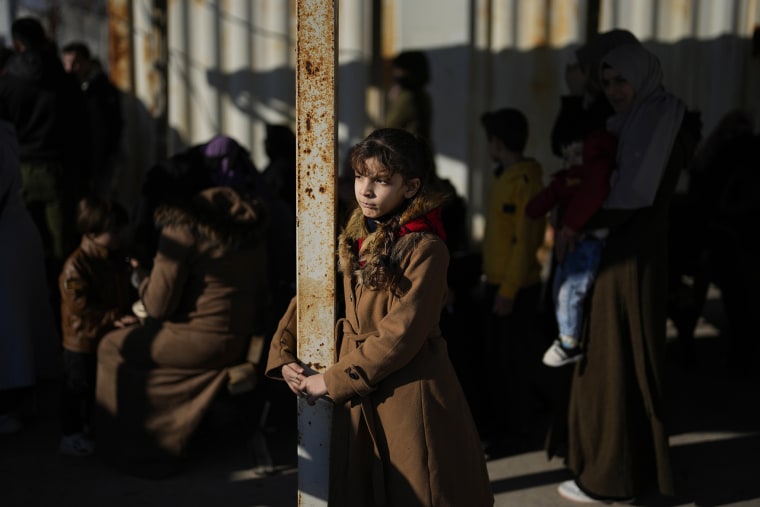 Syrians at the Turkish border