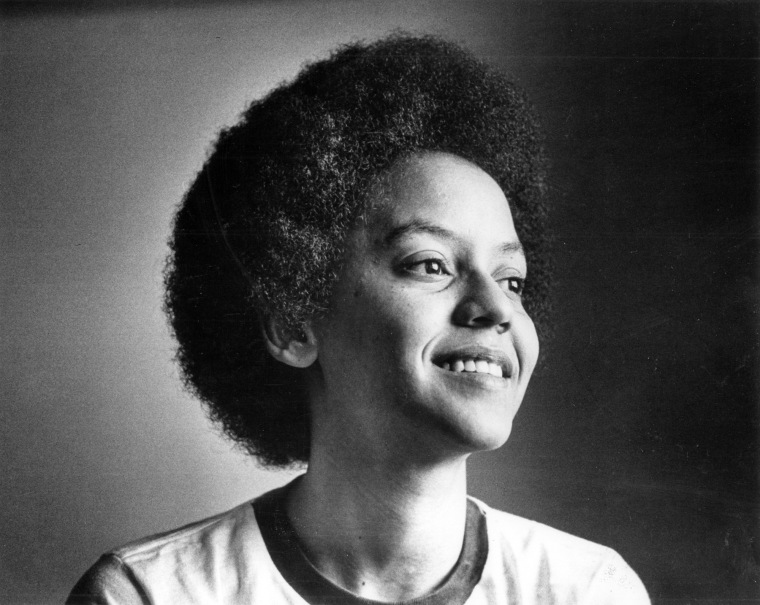 Nikki Giovanni ri