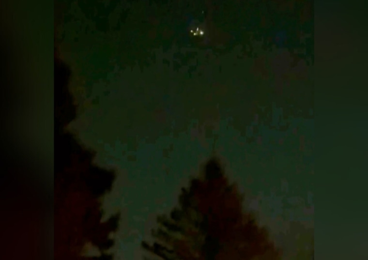 Un aparente dron sobre Flanders, Nueva Jersey, el 3 de diciembre.