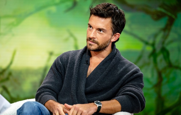 Jonathan Bailey Reflects on Exploring His Sexuality: 'So Many Nuances'