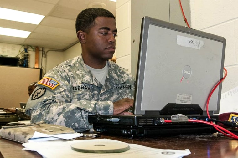 Sargento de Estado Mayor. Shamsuddin B. Jabbar el 16 de noviembre de 2013 en Fort Polk, Luisiana.