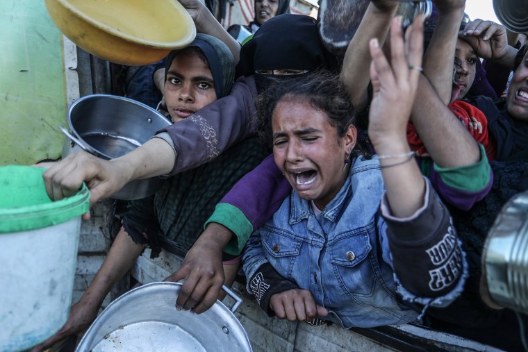 Food distribution for Palestinians in Gaza