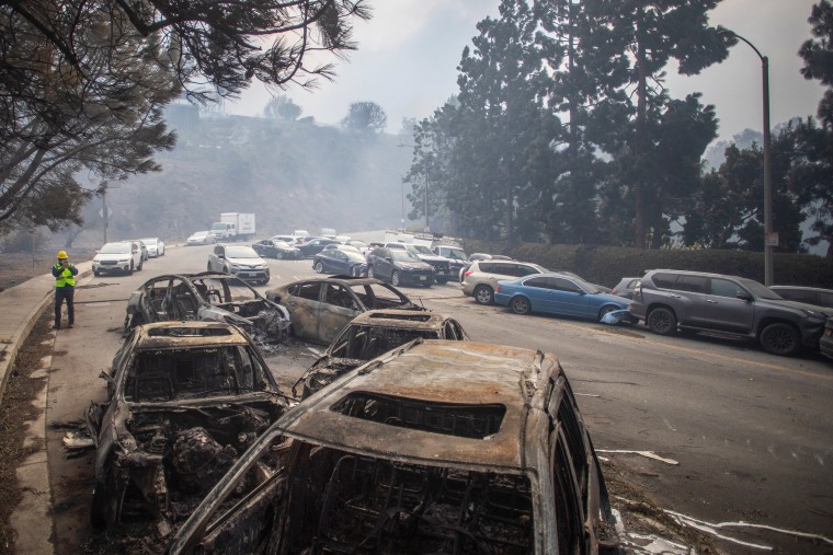 Image: Powerful Winds Fuel Multiple Fires Across Los Angeles Area