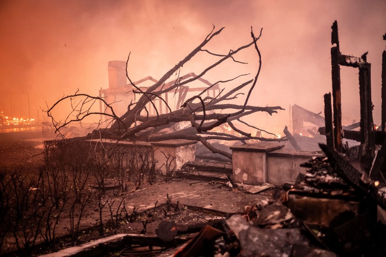 Malibu homes in flames from Palisades Fire