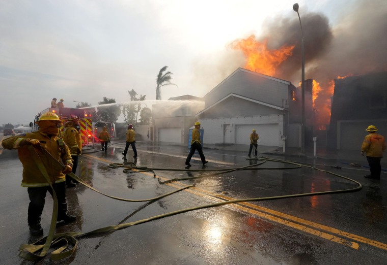 Fire on the Pacific Coast Highway