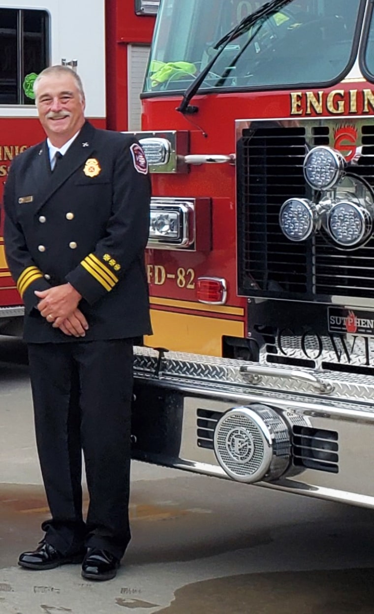 Battalion Chief Bart Cauthen's fire truck