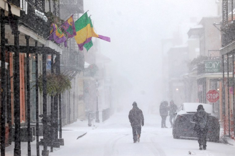 Image: Large Winter Storm Brings Rare Snowfall To Large Swath Of Southern States