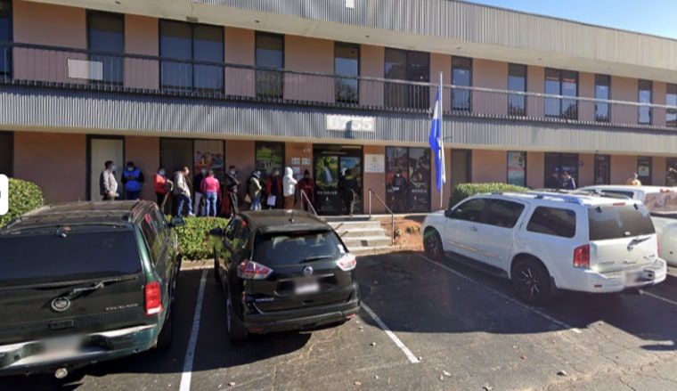 Fachada del consulado general de Honduras en Atlanta, Georgia.