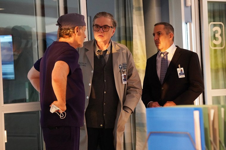 Steven Weber as Dr. Dean Archer and Oliver Platt as Dr. Daniel Charles in "Chicago Med."