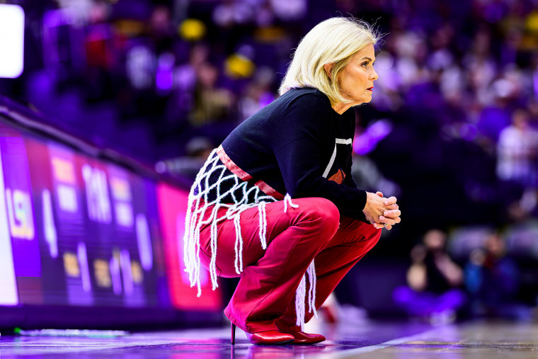 Head coach Kim Mulkey of the LSU Tigers.