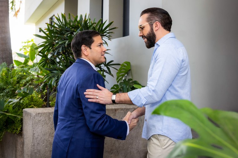 Marco Rubio, left, Nayib Bukele shake hands outside