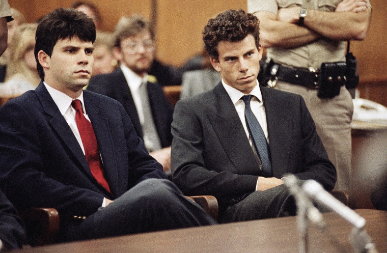 Lyle, Links and Erik Menendez sitting at the Beverly Hills Municipal Court in 1990. 