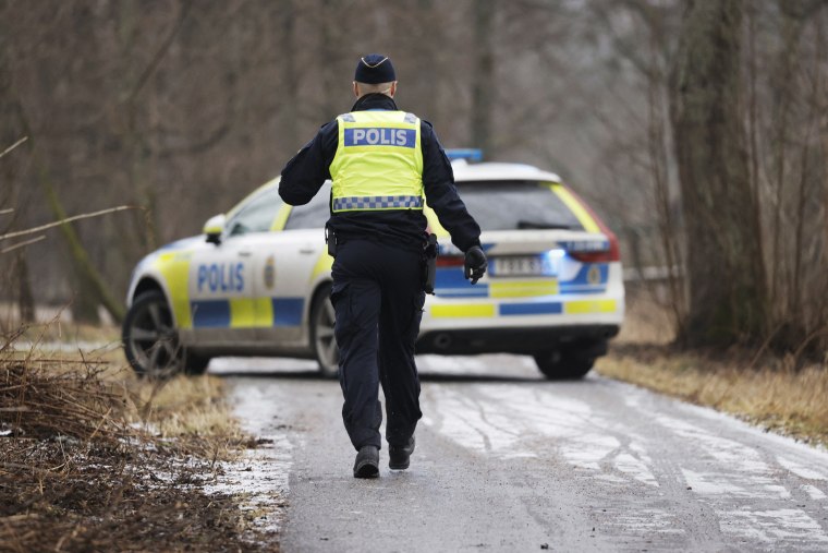 Police officers have been reported on a serious violent crime on February 4, 2025 on a police vehicle near the Lisberguska School in Olebro, Sweden. 