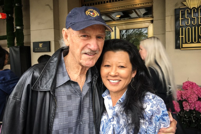 The actress Gene Hackman and Betsy Arakawa, his wife in New York in the past few years