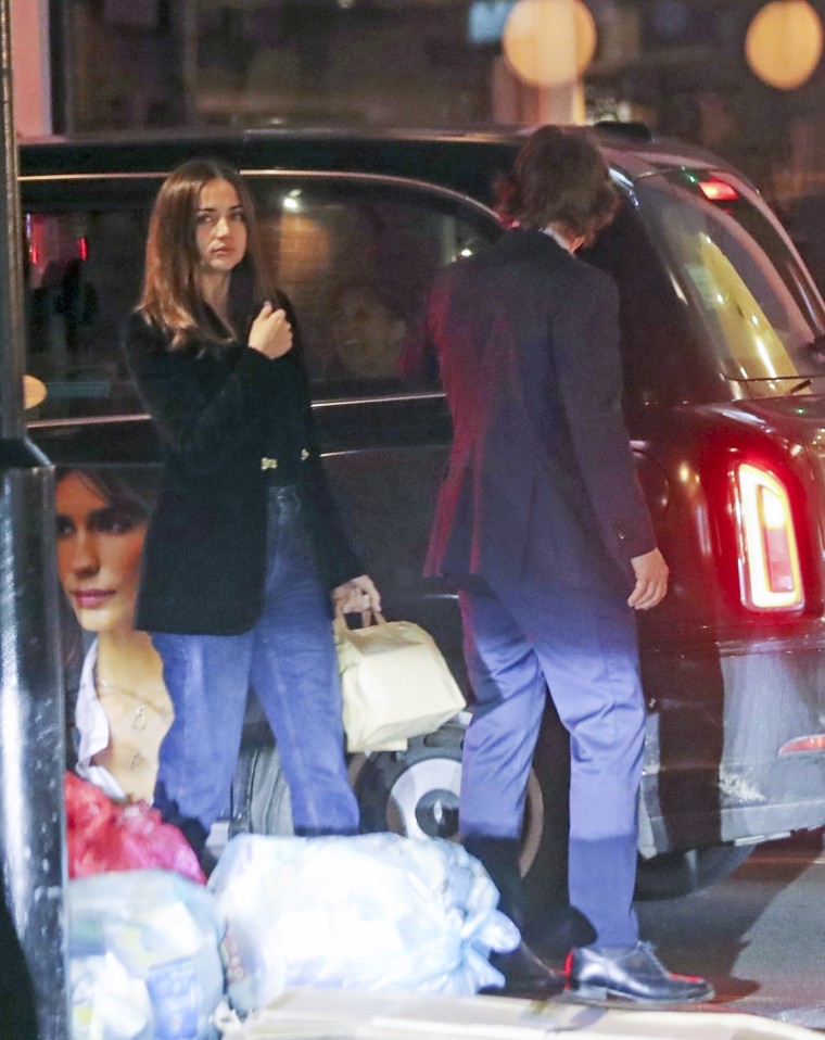 Ana de Armas y Tom Cruise captados en París