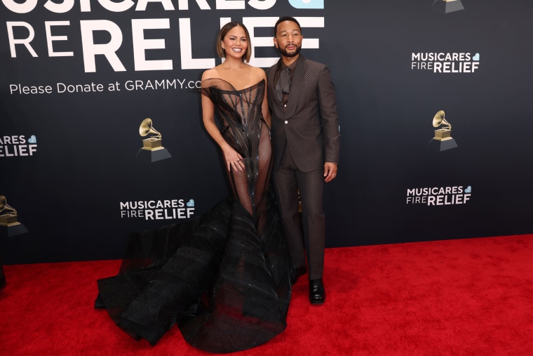 Chrissy Teigen and John Legend attend the 67th Annual GRAMMY Awards on February 02, 2025 in Los Angeles, California. 