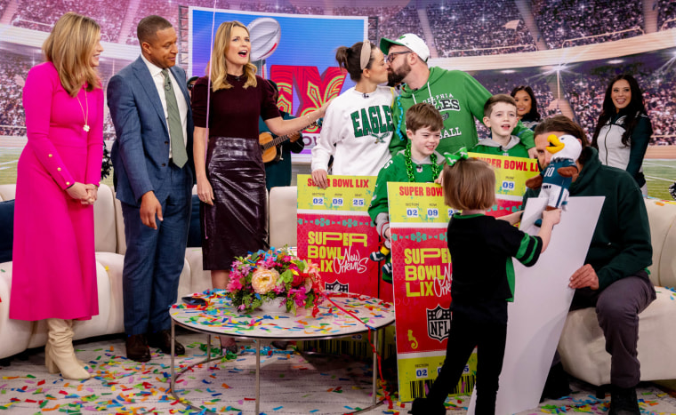 Bradley Cooper, Philadelphia Eagles surprise 8-year-old with Super Bowl tickets.