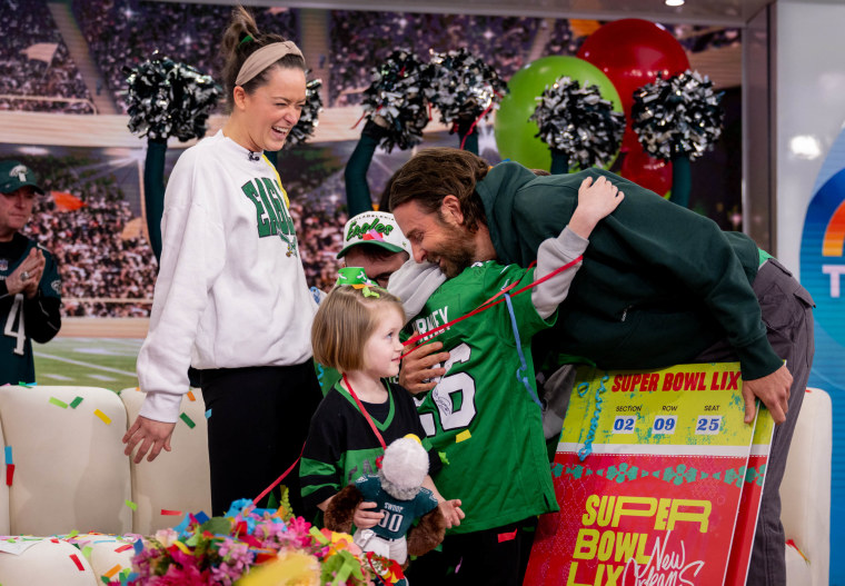 Bradley Cooper, Philadelphia Eagles surprise 8-year-old with Super Bowl tickets.