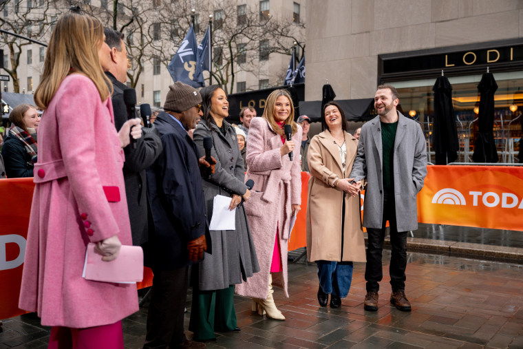 Emma Gobillot and Eli Friedman on the TODAY Show Feb. 13, 2025. Jenna offers to marry the couple on the show one day.