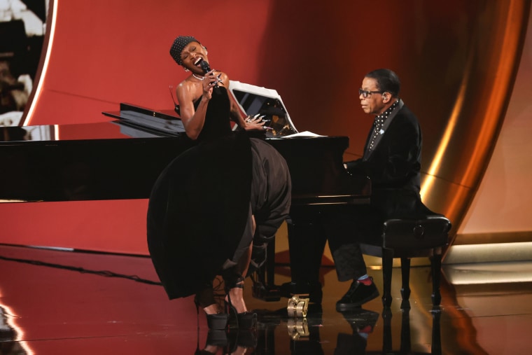 Cynthia Erivo, Herbie Hancock no 67º Grammy Awards, realizado na Crypto.com Arena em 2 de fevereiro de 2025 em Los Angeles, Califórnia.