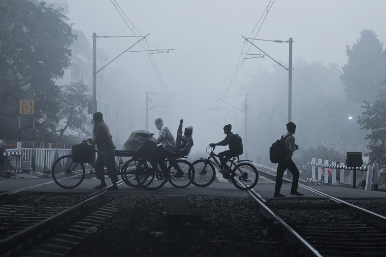 Heavy Fog In Kolkata, India