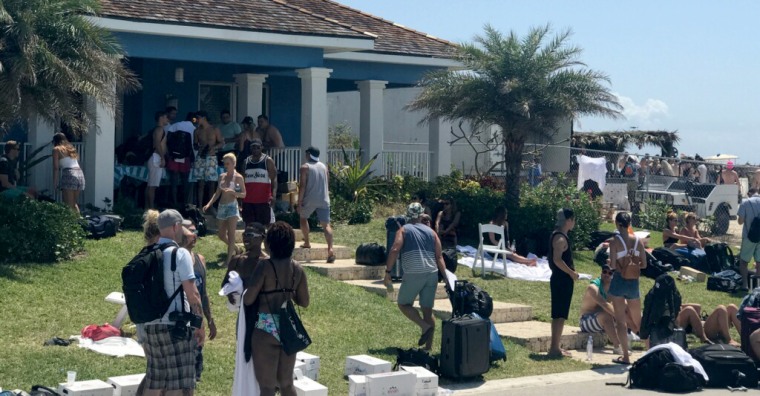 Image: Fyre Festival Revelers Stranded in Bahamas