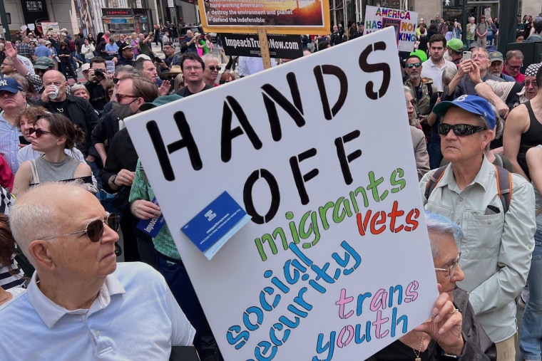 Decenas de miles protestan contra Trump en Nueva York, Washington, San ...