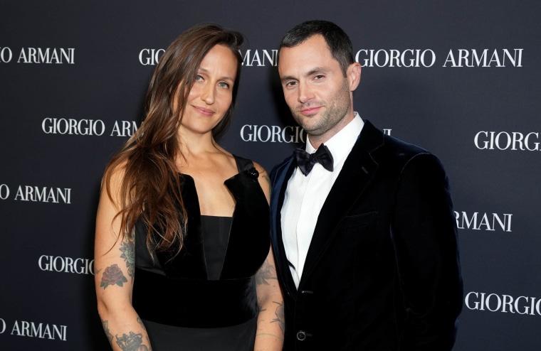 Domino Kirke, Penn Badgley