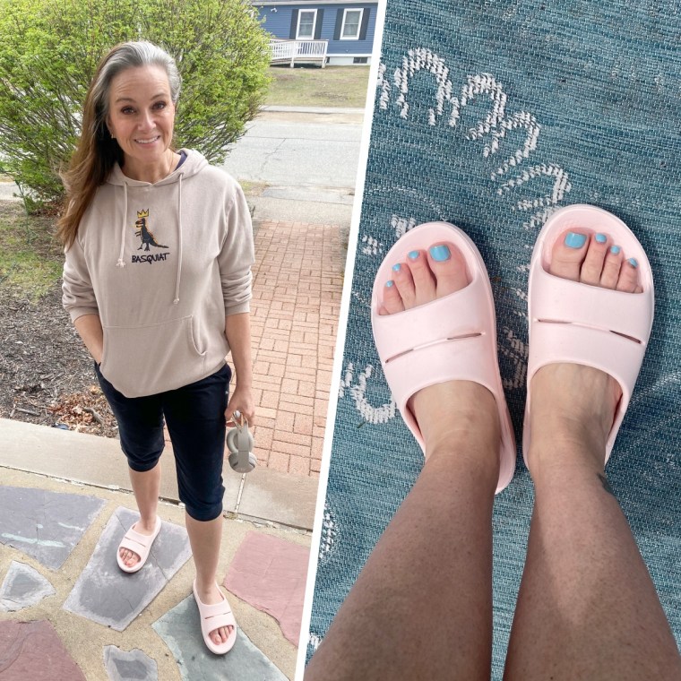 Oofos Ooahh Slide Sandal in Blush