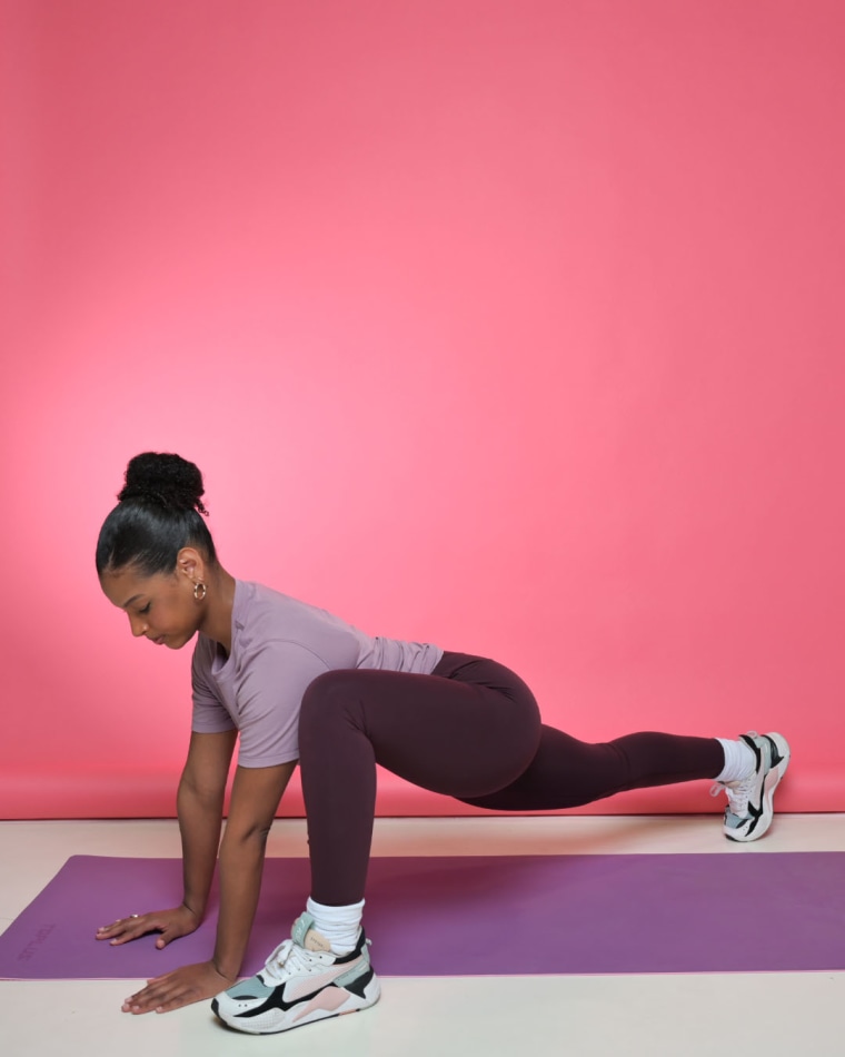 runner lunge stretch