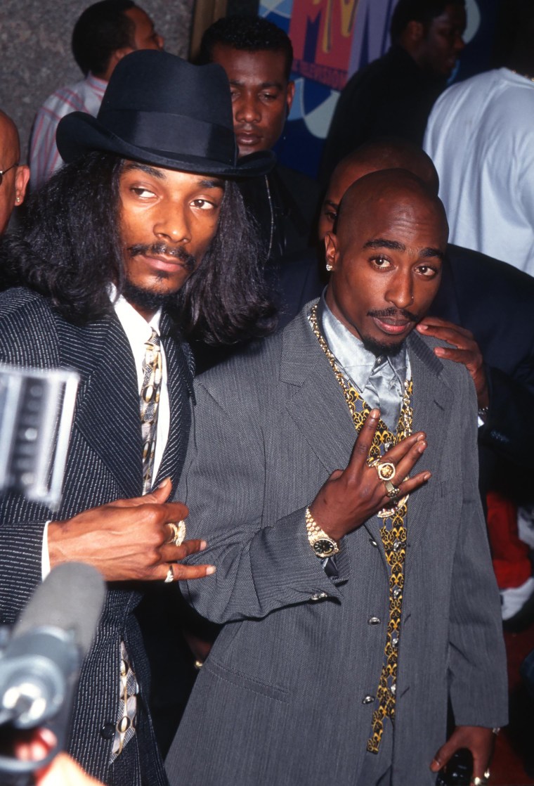 Snoop Dogg and Tupac Shakur attend 13th Annual MTV Video Music Awards on September 4, 1996.