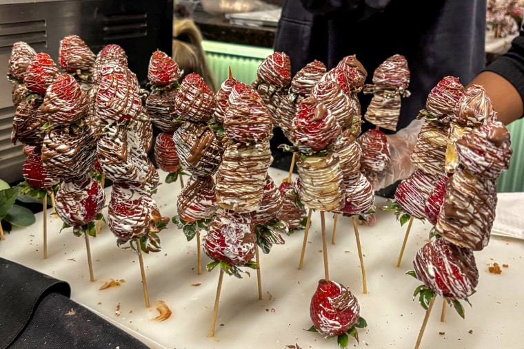Strawberry and banana carbobs at the dessert table.