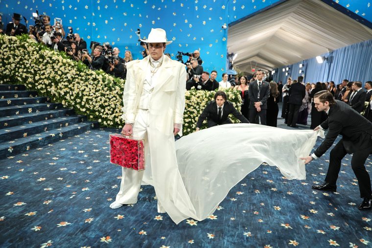 Image: The 2025 Met Gala Celebrating "Superfine: Tailoring Black Style" - Arrivals