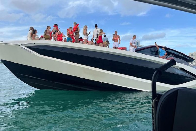 63-foot Lamborghini yacht miami beach sinks