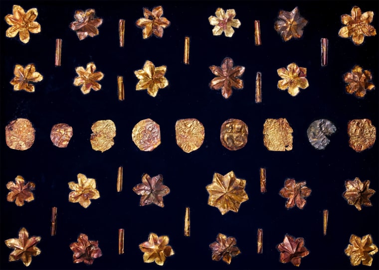 The Piprahwa Gems of the Historical Buddha, Mauryan Empire, Ashokan era, circa 240-200 BC