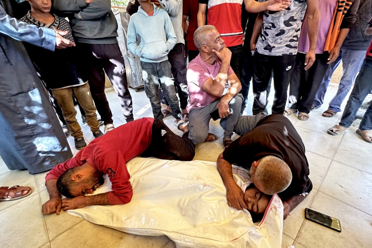 Ashraf Wafi's family mourns as they prepare to bury the 10-year-old.
