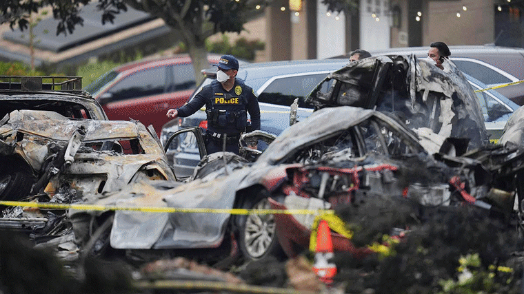 Aftermath of small plane crash in San Diego.