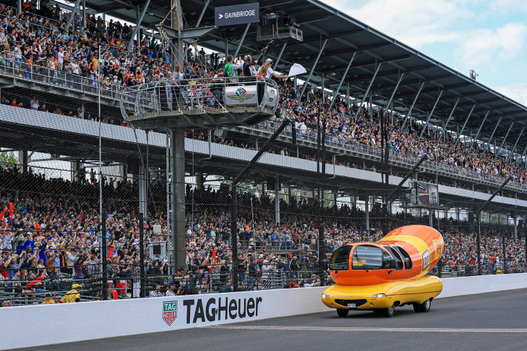 Chili Dog car.