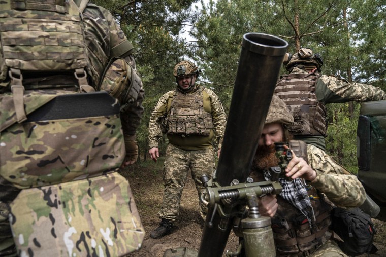 Ukrainian soldiers conduct mortar training, test anti-drone systems near Lyman