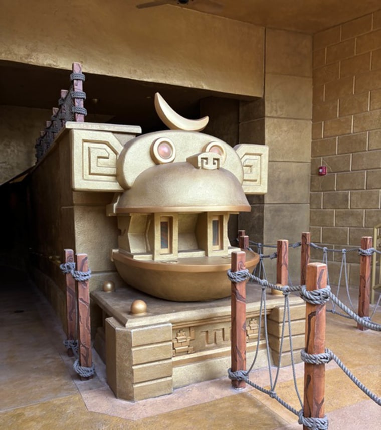 Universal Universal De Epic!