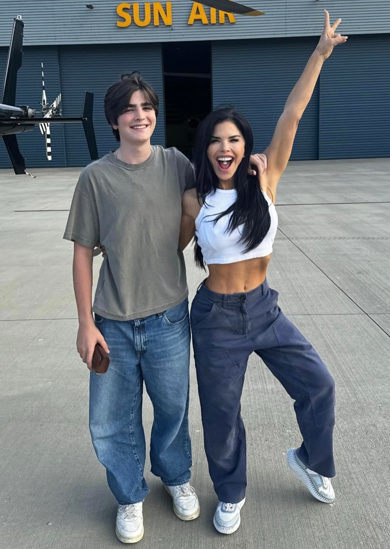 Sánchez's son Evan is a pilot like his mom.