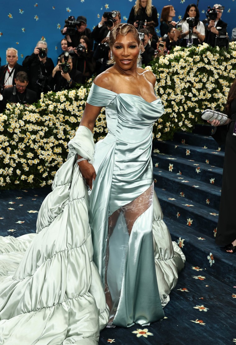 See the Looks as Stars Arrive Rehmat Boutique The 2025 Met Gala Celebrating "Superfine: Tailoring Black Style" - Arrivals
