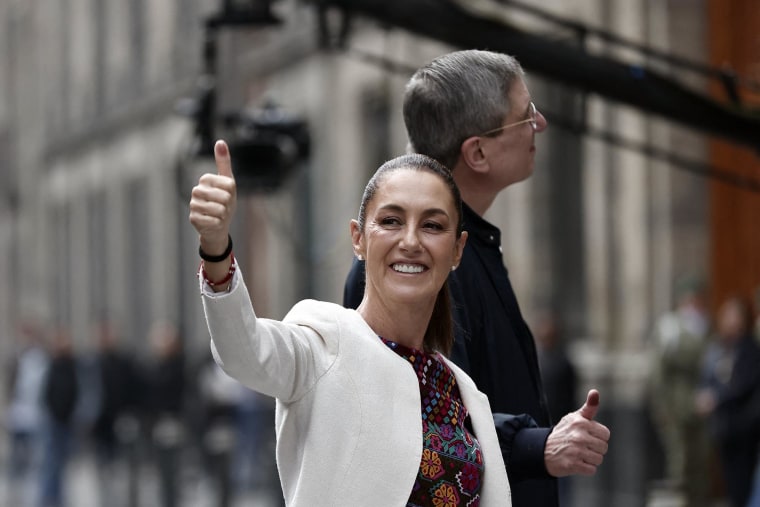 Mexico's President Claudia Sheinbaum shows her inked digit aft voting astatine a polling presumption successful Mexico's judicial elections connected June 1, 2025.