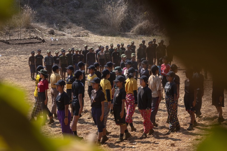 Recruits from the Southern Shan Nationalities Defence Force
