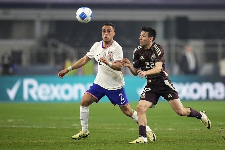 Hirving Lozano,Sergino Dest