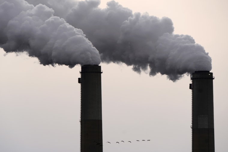 smoke emissions coal-fired power plant
