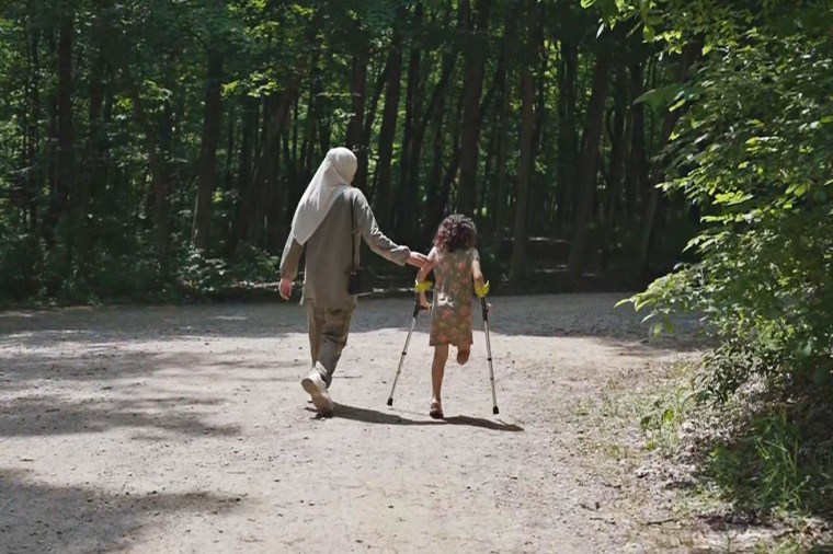 Huda Alkordi and her daughter, Qamar.