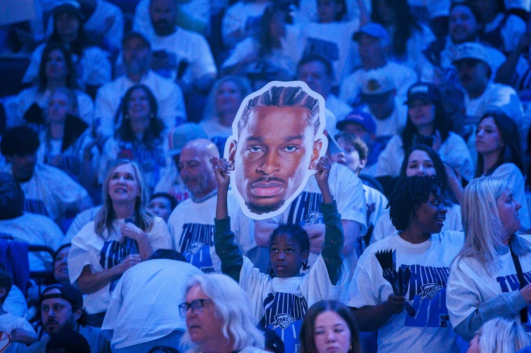 Memphis Grizzlies v Oklahoma City Thunder - Game One
